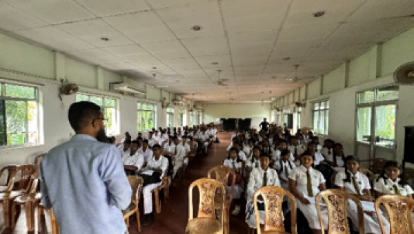 Building Research Capacity through Public Outreach at University of Kelaniya
